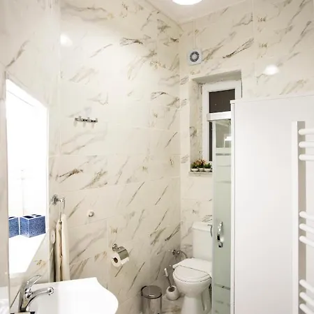 Apartment Spacious And Bright Three Bedroom By Happy Homes Istanbul